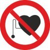 Знак P11 Запрещается работа (присутствие) людей со стимуляторами сердечной деятельности